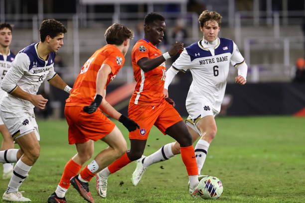 他与国内多 他与国内多