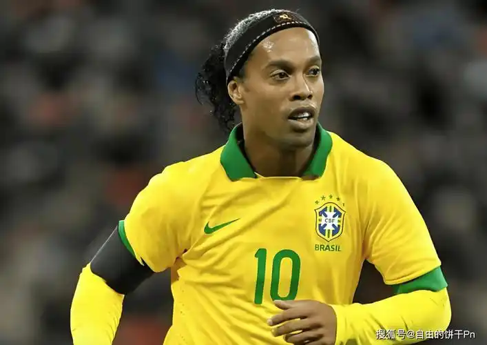 扮演一名 扮演一名